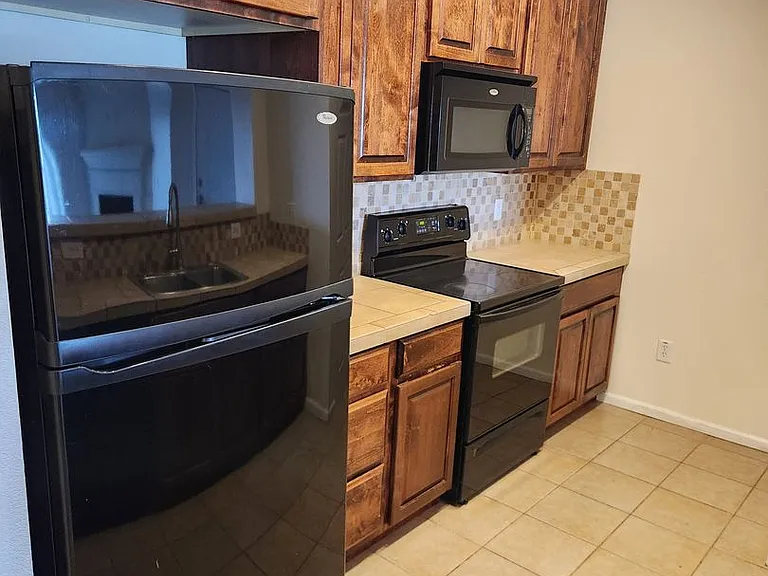 3865 S Dayton St #305 — Photo 12