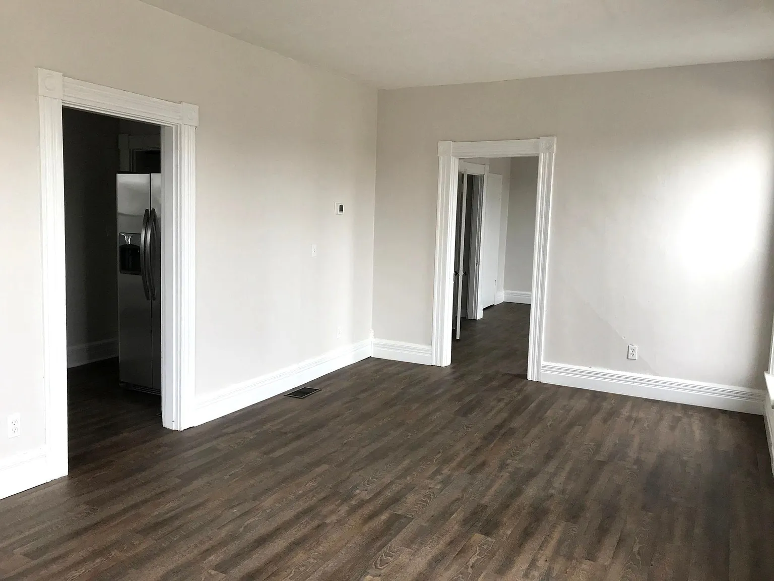 2 bed, 1000 sqft, $1,400 — Photo 4
