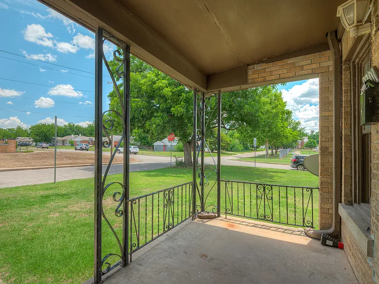 1803 NW 22nd Street - 2301 N. Florida — Photo 5