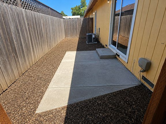 3rd image of 81 Madden Ln #A