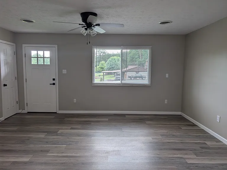 1464 Martha Dandridge Cir #1464 — Photo 3