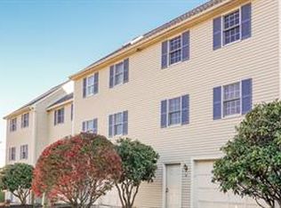 32 Fords Landing Dr, Dover, NH 03820