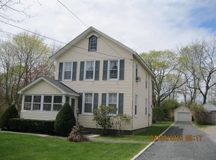 172 Blue Point Ave, Blue Point, NY 11715