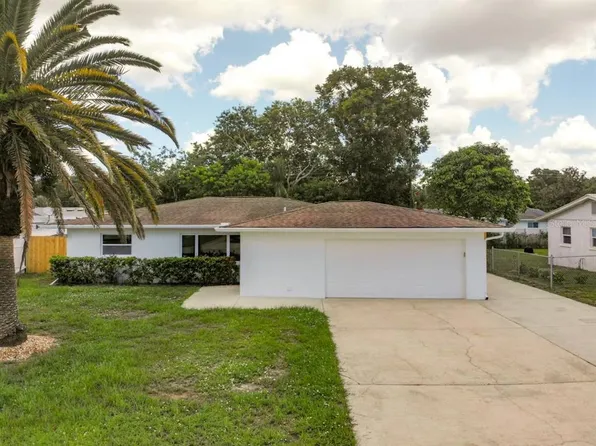 3750 Mundy Ridge Dr, Sarasota, FL 34233