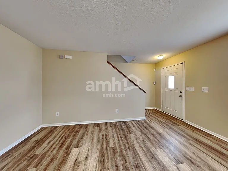 5785 Chase Run — Photo 8