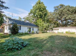 N1300 Cherry Dr, Genoa City, WI 53128