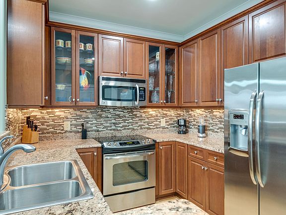 3rd image of 400 Warioto Way APT 605