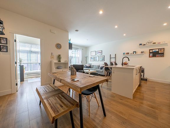 5th image of 16433 19th Ave #162