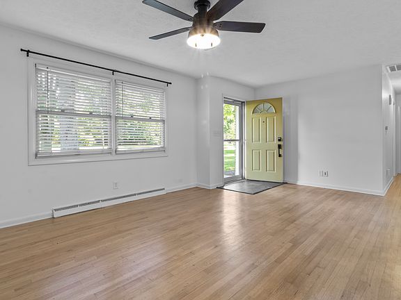 5th image of 820 Eaglewood Dr