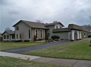 20 Dundee Dr, Rochester, NY 14626