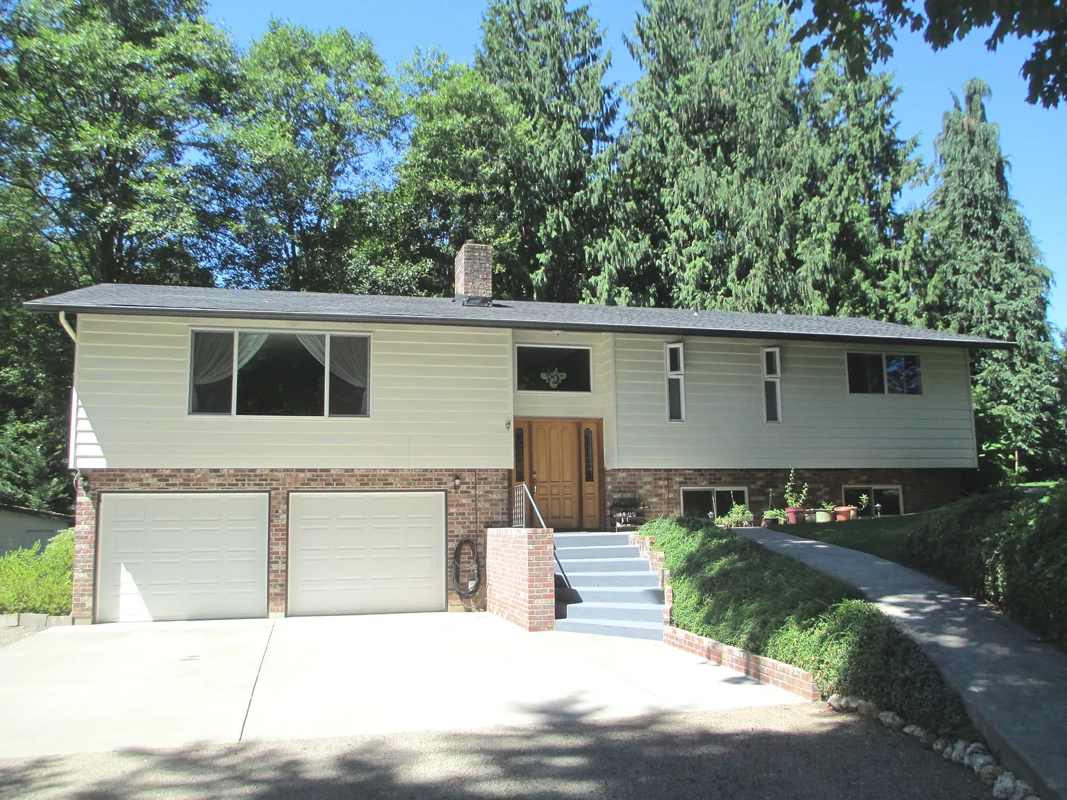 18504 NE 109th Ave photo 1