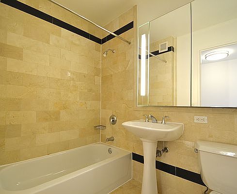 5th image of 20 West St Unit Penthouse D