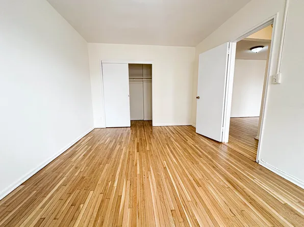 100-25 Queens Boulevard image 7 of 7