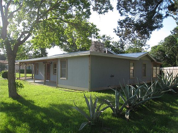 3rd image of 247 Mohon Dr
