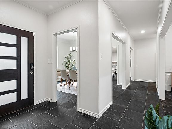 4th image of 6455 Ridgemont Dr