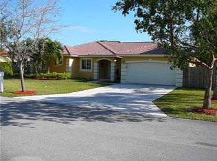 12974 SW 213th Ter, Miami, FL 33177