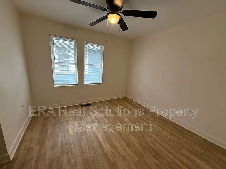 847 Heyl Ave — Photo 8