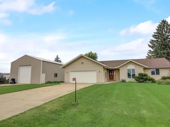 N5647 Knutson Road, Pardeeville, WI 53954