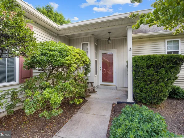 32 Fox Run, Glen Mills, PA 19342