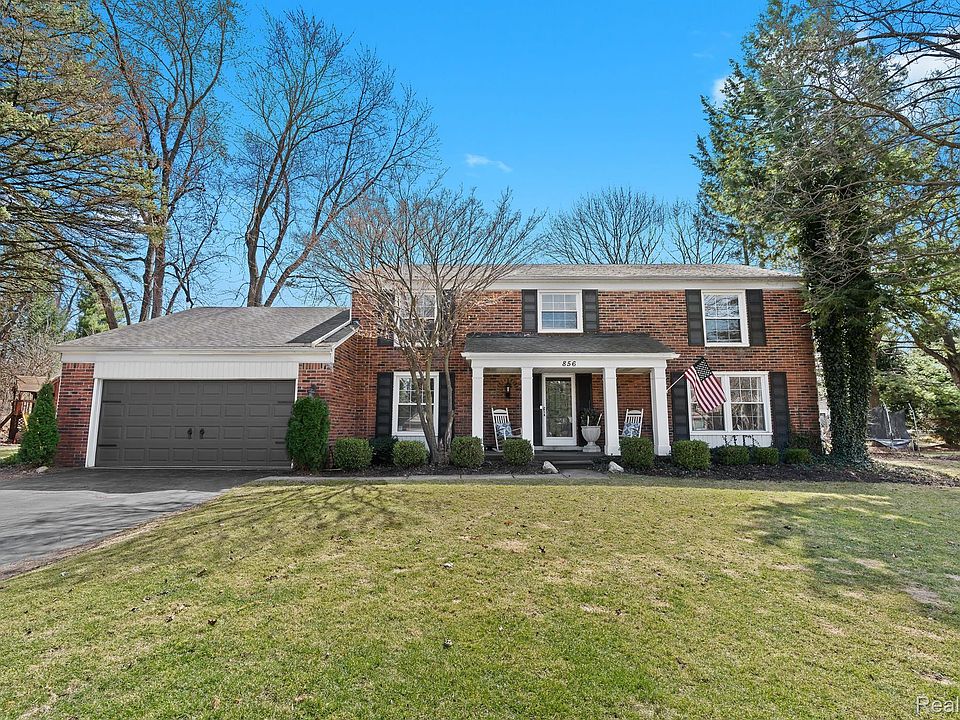 1st image of 856 Thorntree Ct