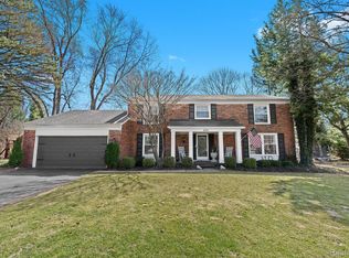 856 Thorntree Ct, Bloomfield Hills, MI 48304