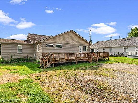 4th image of 9326 Orchard Ct