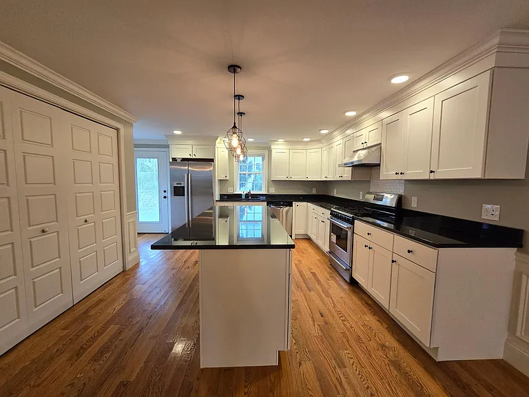 34 Park St #34 — Photo 2