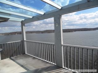 320 Regatta Bay Dr #4C, Lake Ozark, MO 65049