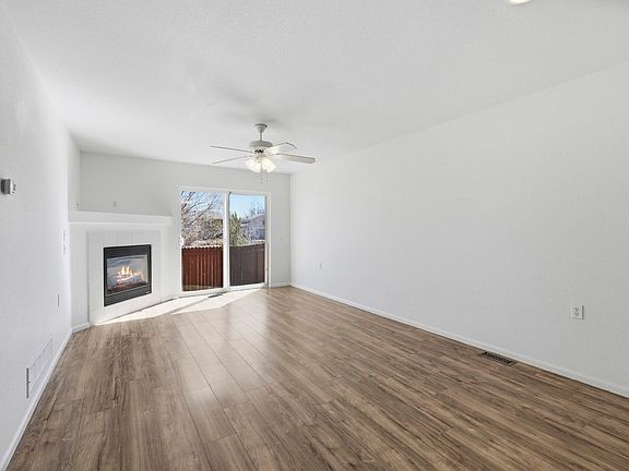 2nd image of 1560 Oak Creek Dr