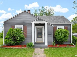 1318 N Hoyt St, Chillicothe, IL 61523