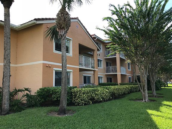 3rd image of 181 SW Palm Dr #0