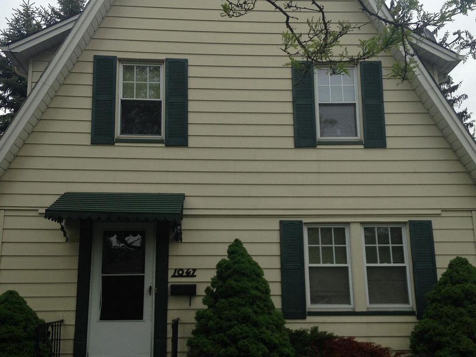 1st image of 1047 E 177th St