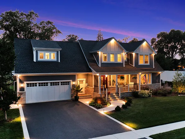 410 Bonnie Brae Ave, Itasca, IL 60143