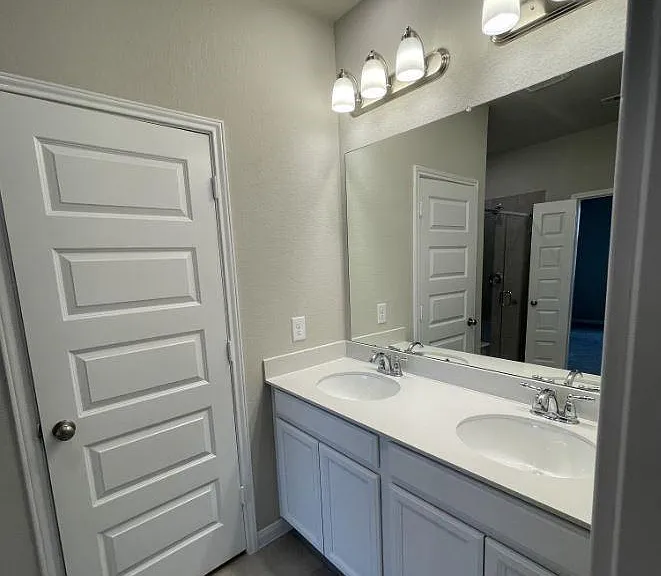 7052 Silverleaf Oak St — Photo 13