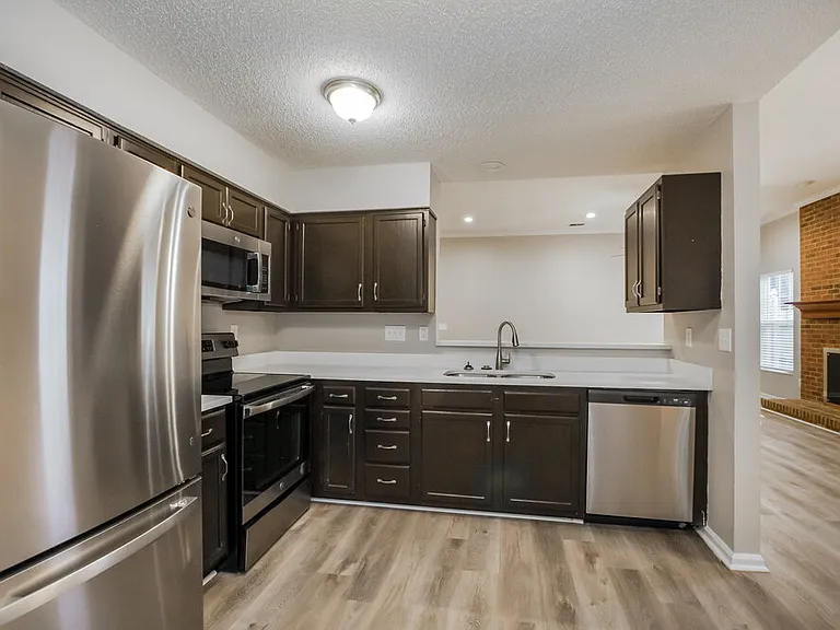 14224 Quartz Ln — Photo 9