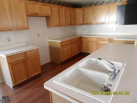 3rd image of 50761 Miner St