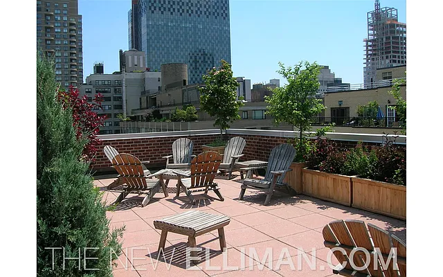 Sold by Douglas Elliman | media 8