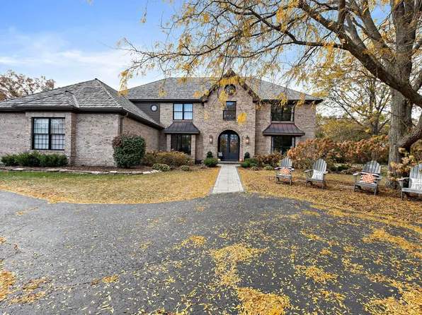 28679 W Heritage Oaks Rd, Barrington, IL 60010