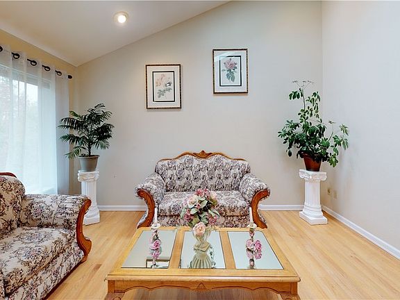3rd image of 38207 48th Ave S