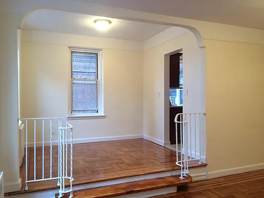 Rented by Contact Realty | media 4