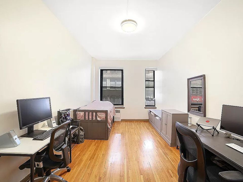 1st image of 36 W 35th St APT 3B