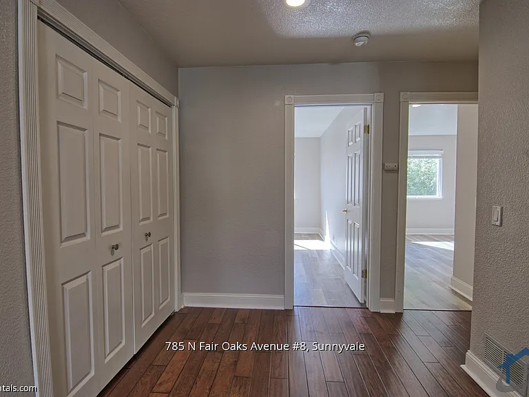 785 N Fair Oaks Ave #8 — Photo 10