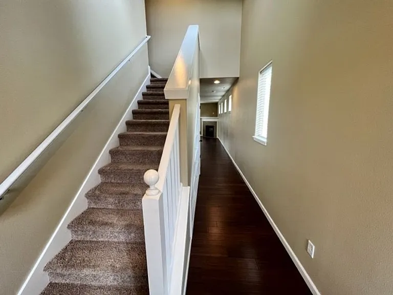 19701 Aspen Meadows Dr — Photo 7