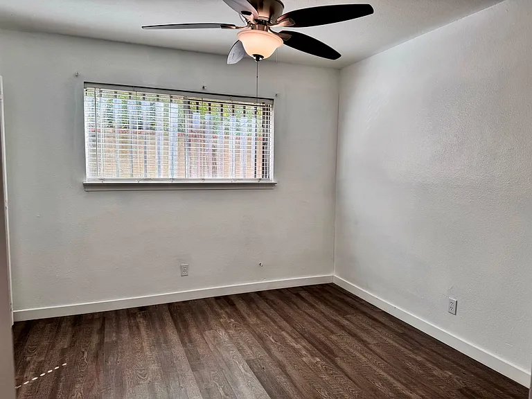 5001 Bowser Ave #104 — Photo 12