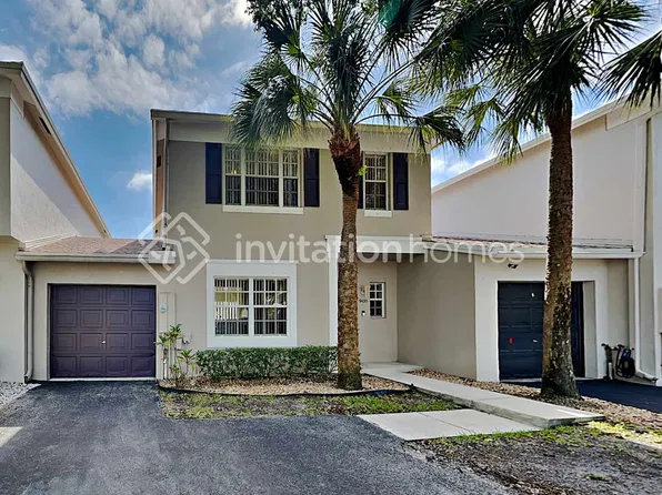 9430 E Plum Harbor Way, Fort Lauderdale, FL 33321