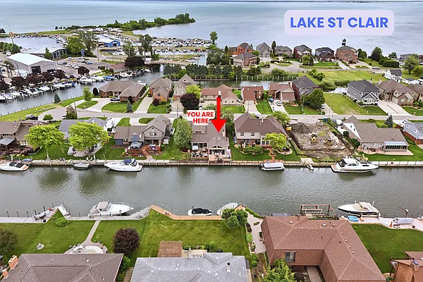 41641 Belvidere St — Photo 109