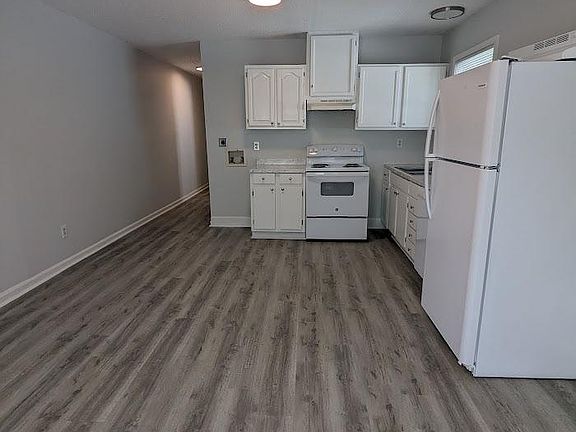 5th image of 1007 E Bragg St APT B
