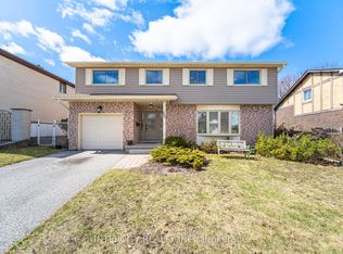 35 Lower Canada Cres, Kitchener, ON N2P 1E9