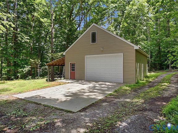 4th image of 21330 Bailey Ln