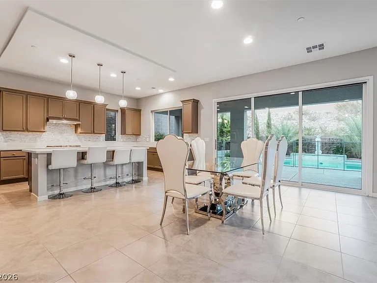32 Vista Outlook St — Photo 4